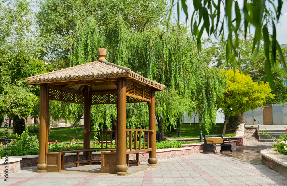 Naklejka premium Gazebo in park, Tehran, Iran