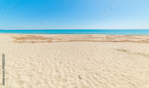 Fototapeta Naklejka Na Ścianę i Meble -  Clear sky over Piscina Rei beach