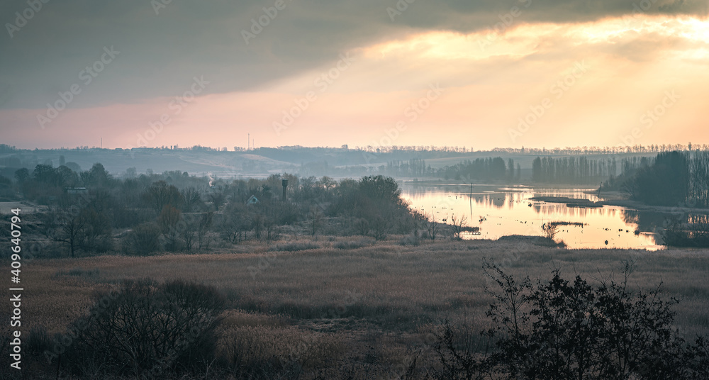 Fototapeta premium Winter moring among fields