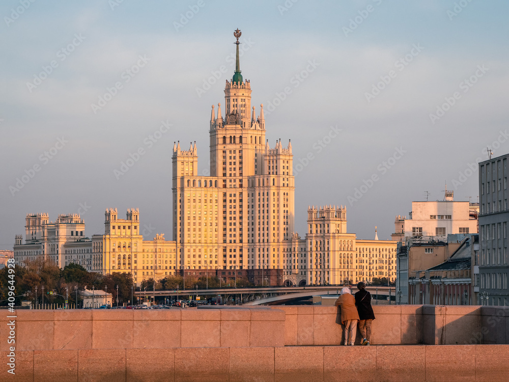 Tourists admire the evening views of Moscow.