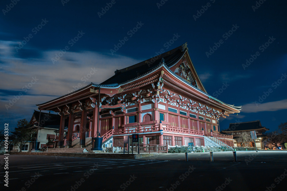 夜の池上本門寺