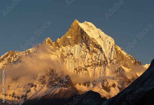 Vetta del Machhapuchhre