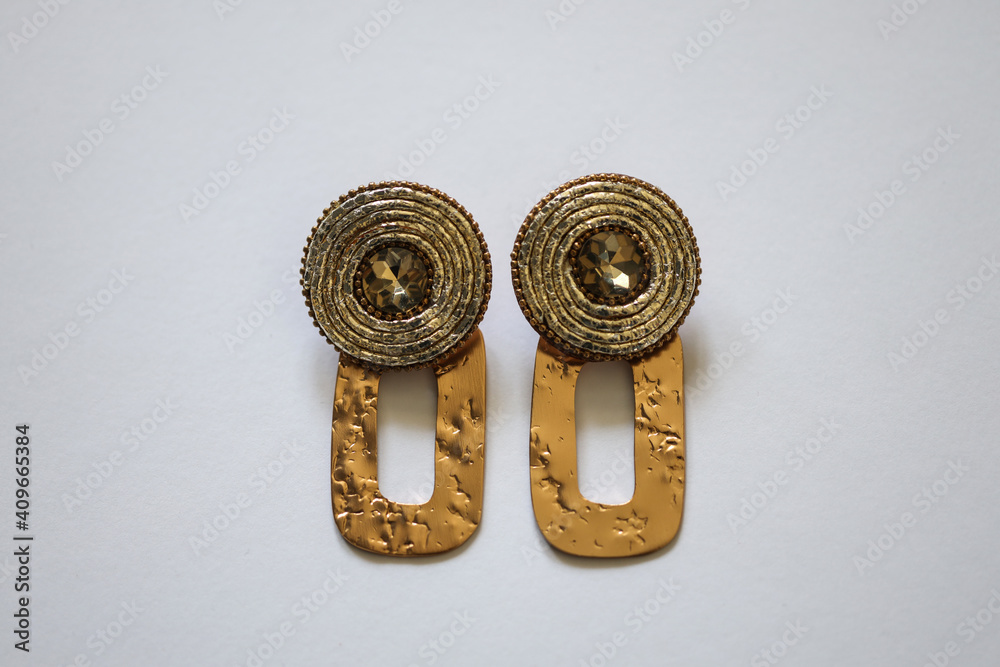 Pictures of women's jewelry details Pictures of women's jewelry details