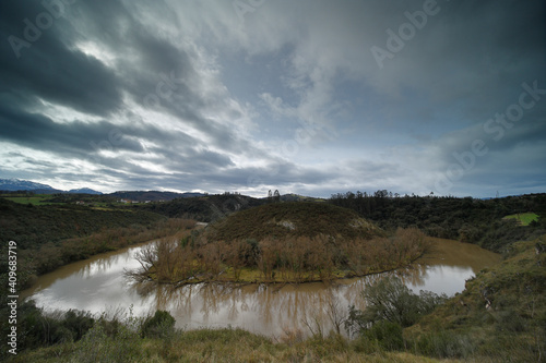 Fototapeta Naklejka Na Ścianę i Meble -  Meander of the river Nora, Asturias, Spain - Meandro del río Nora, Asturias, España-