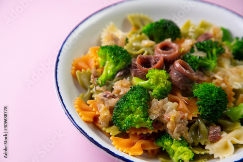 Colored pasta with broccoli and anchovies 