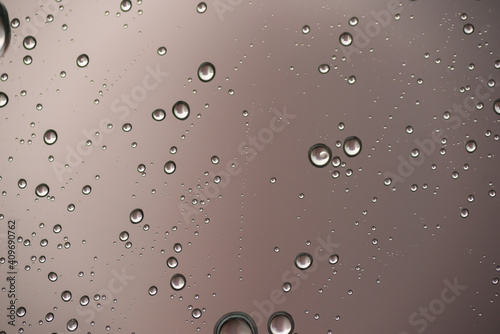 Obraz na płótnie Macro photo of a drop on the glass w salonie