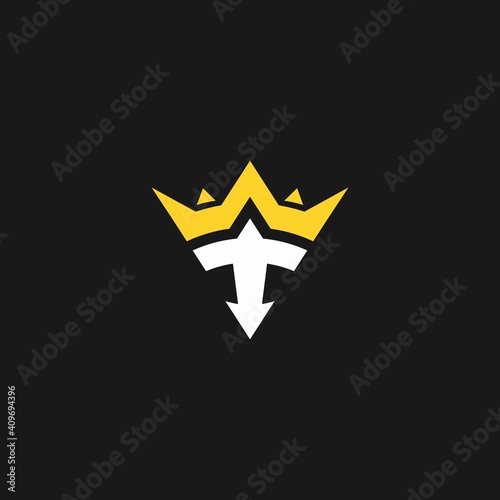 Elegant Letter T Crown Logo Vector Template