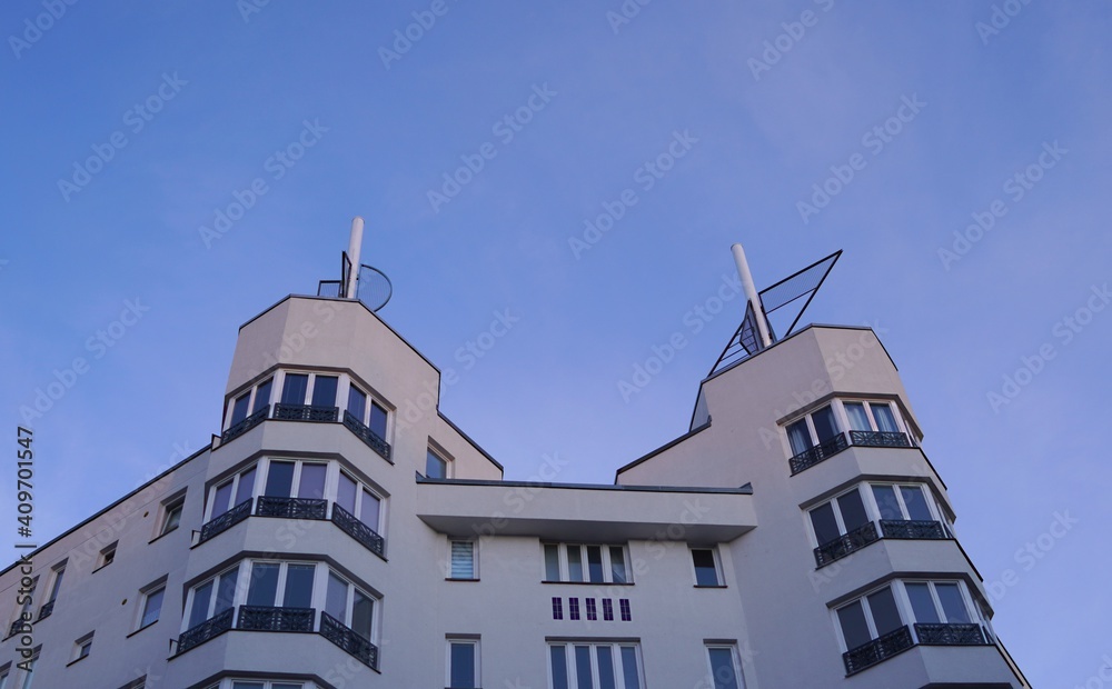 Fototapeta premium building and sky