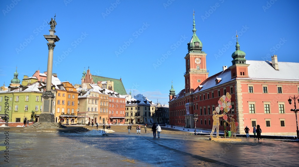 Obraz premium Old town is the historic center of city. Snow day. Winter, architecture concept.
