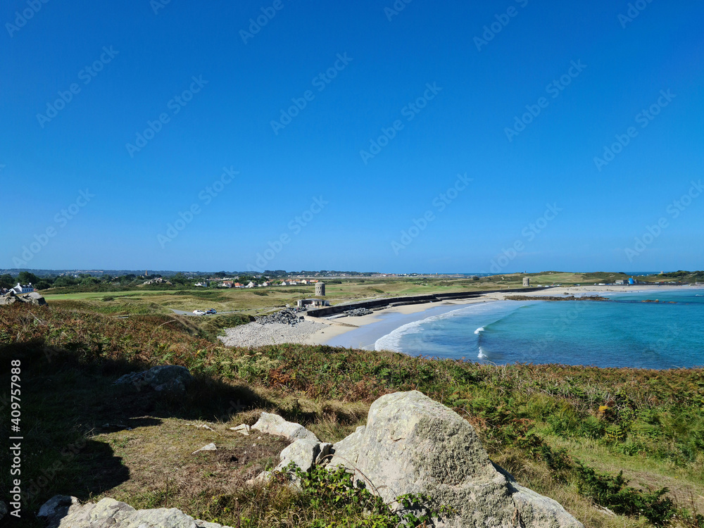 Fototapeta premium Guernsey Channel Islands, L'Ancresse Beach