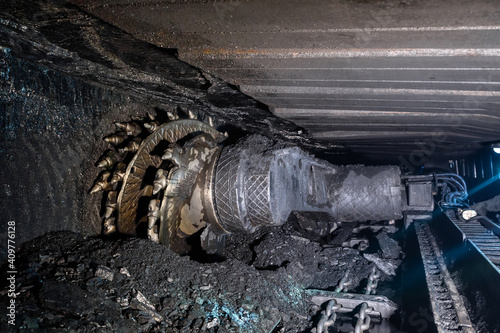 Bild auf Leinwand Shearer drill head in a coal mine