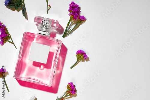 Perfume bottle for women in flower buds