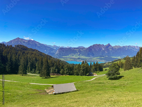 Panorama über dem Thunersee von Schwändiblueme aus gesehen. photo