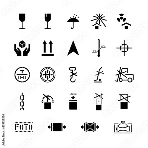 Cargo handling marking symbols set, signs on packaging. Vector