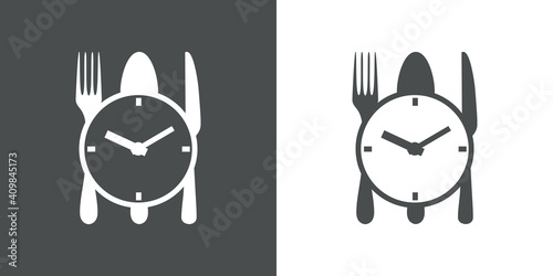 Hora de comer. Logotipo con reloj encima de tenedor, cuchara y cuchillo en fondo gris y fondo blanco