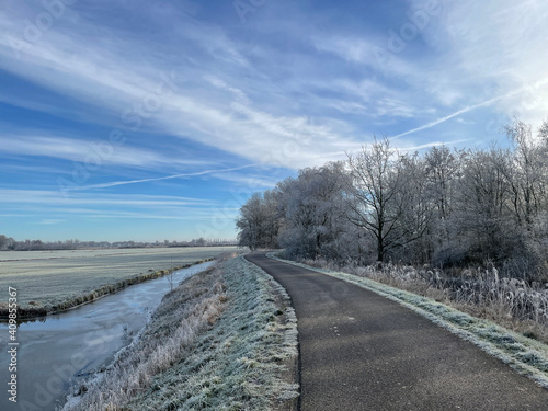 Winter landscape around Sneek © TravelTelly