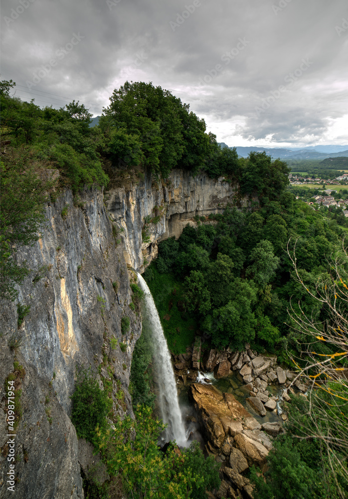 Cascade de Cerveyrieu à Belmont-Luthézieu, Ain, France