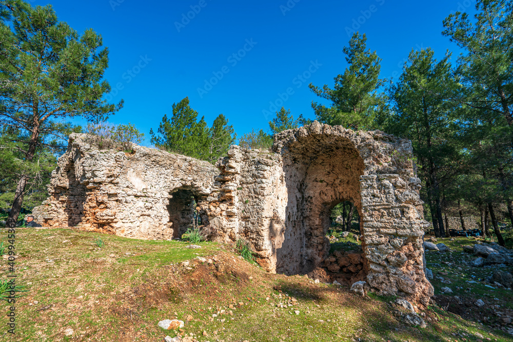 The ancient city of Lyrboton Kome, located in the Kepez on a hill in Varsak, discovered in 1910, an important olive oil production center in the region and had close ties to Perge, Antalya