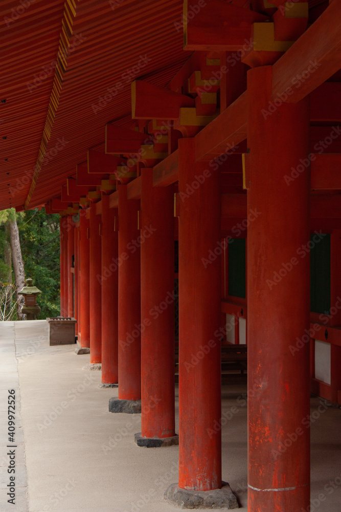 Red pillars at Kassuga Taisha temple in Nara, Japan Red pillars at Kassuga Taisha temple in Nara, Japan