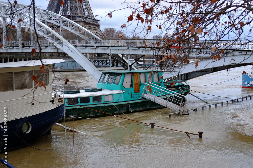The Seine river in flood (1st February 2021, Paris - France) The Seine river in flood (1st February 2021, Paris - France)