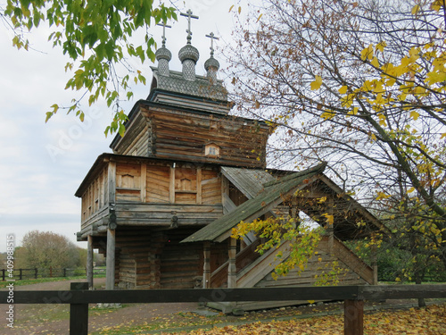 Moscow. Kolomenskoye. The church is made of pine logs in the tradition of wooden architecture of the Russian north.  © Сергей