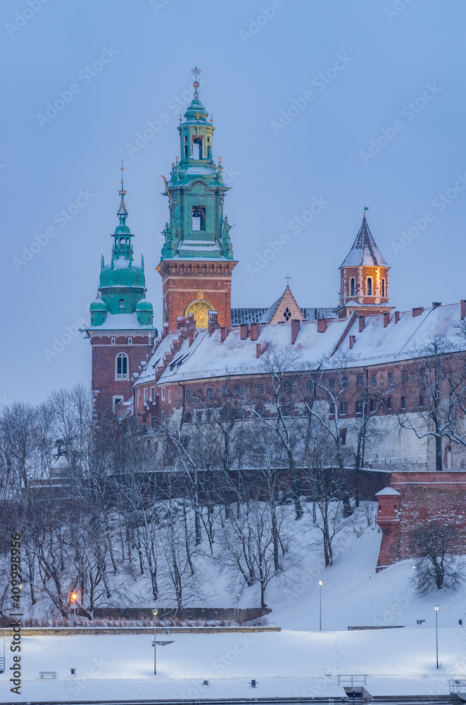Fototapeta Krakow winter, Wawel Castle in the snow snow, Poland
