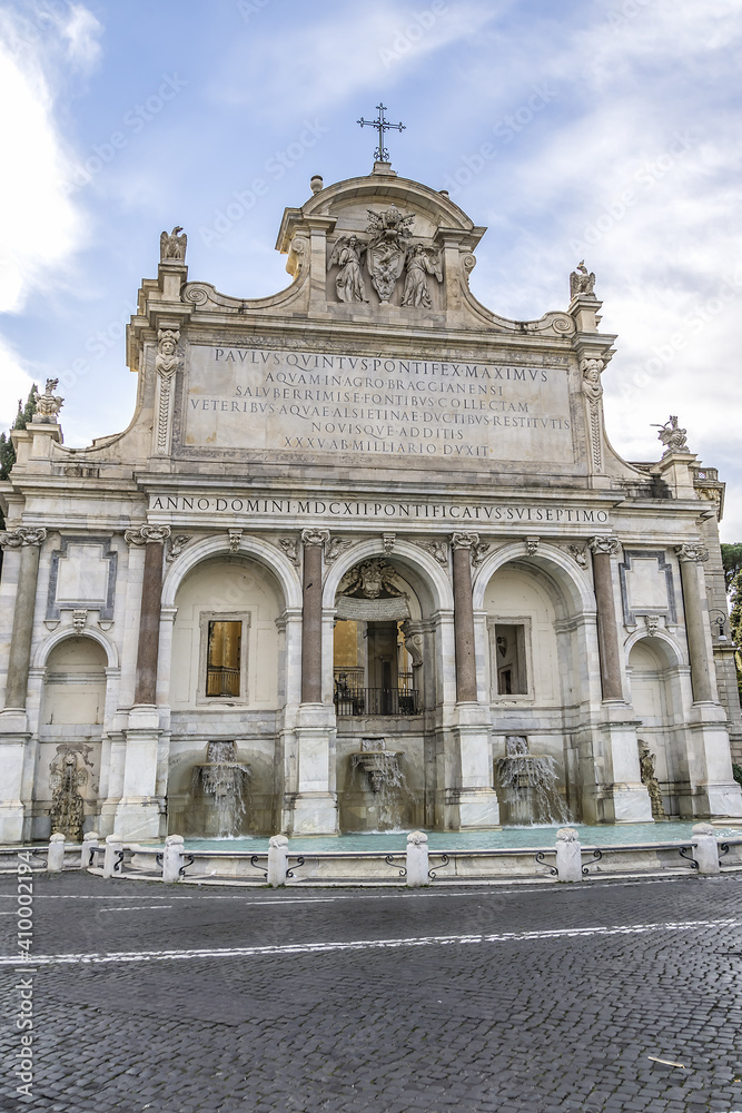 Monumental Fontana dell’Acqua Paola, or Il Fontanone (