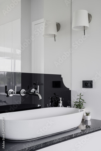 Luxury bathroom washbasin