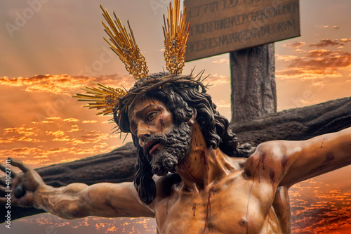 semana santa de Sevilla, jesús en la cruz de la hermandad de la sed photo