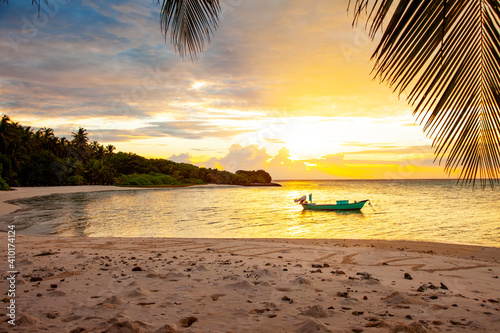 Fototapeta Naklejka Na Ścianę i Meble -  Maldive Islands Sand Beach Sunset Cloudy Sky View