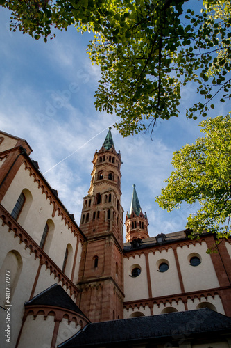Blick auf den Dom in der Altstadt von Bamberg