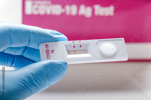 Close up negative result in rapid Ag Covid test.