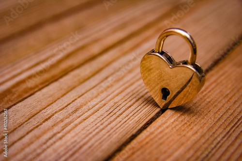 happy valentine's day holiday love castle and keys background