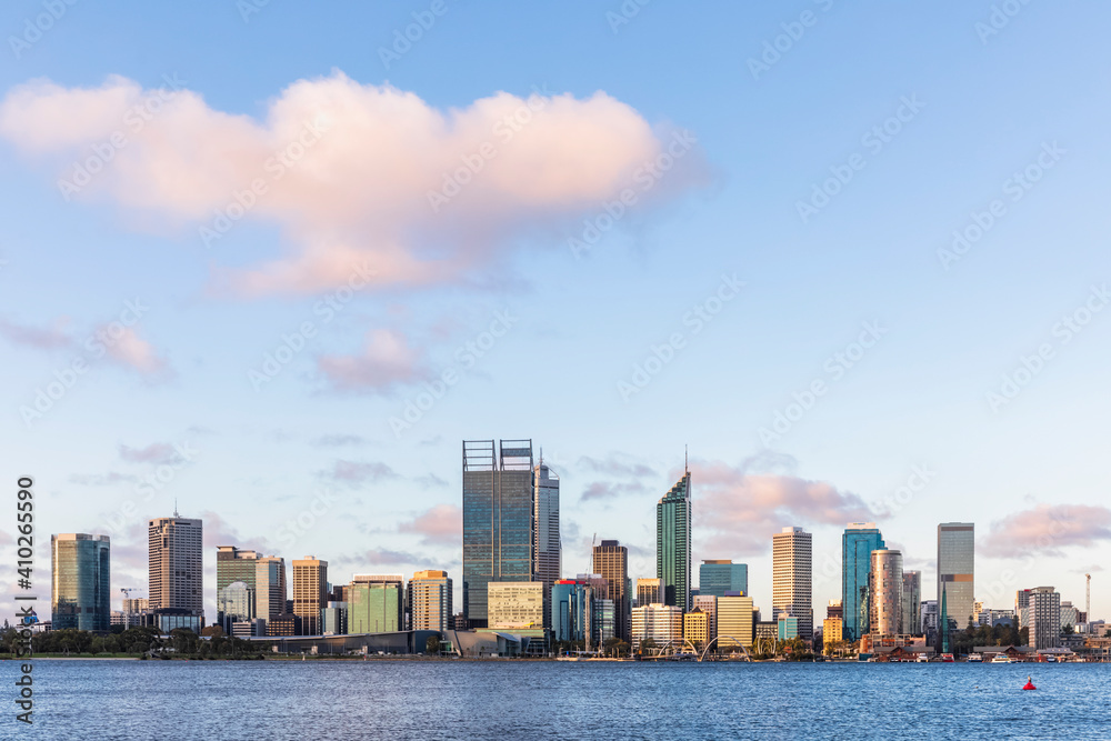 Australia, Perth, Downtown skyscrapers seen across Swan river Australia, Perth, Downtown skyscrapers seen across Swan river