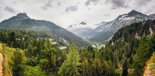 фотографія Scenic panorama of Maloja Pass