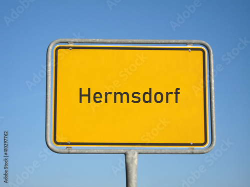 Ortsschild Hermsdorf photo