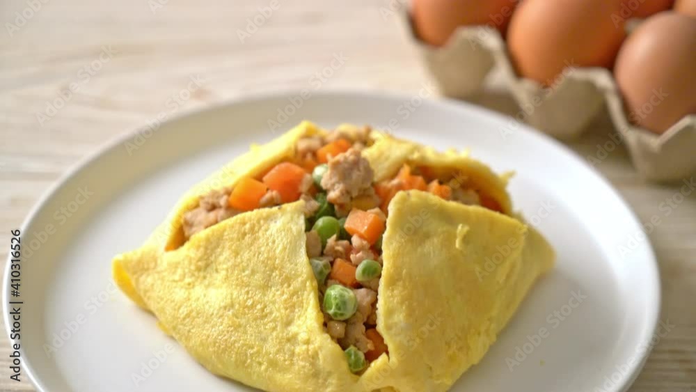 egg wrap or stuffed egg with minced pork and vegetable egg wrap or stuffed egg with minced pork and vegetable
