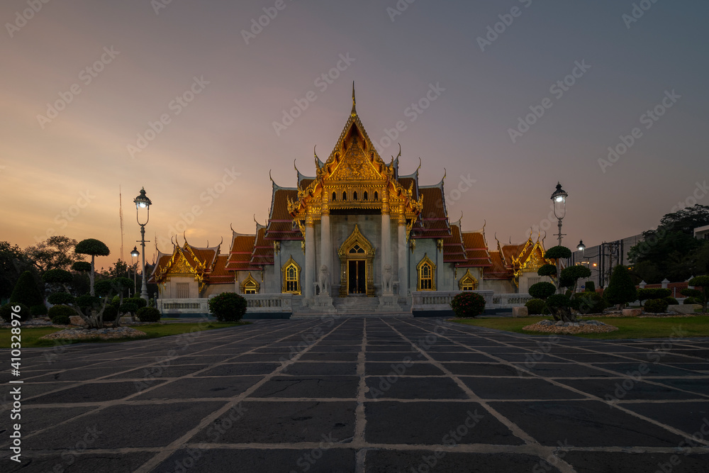 Naklejka premium Wat Benchamabophit,The Marble Temple,Bangkok