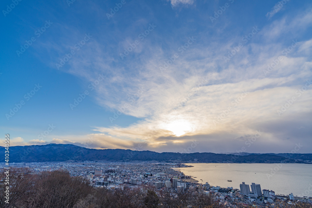 長野県諏訪市　立石公園から見た諏訪湖の景色　2021年1月撮影