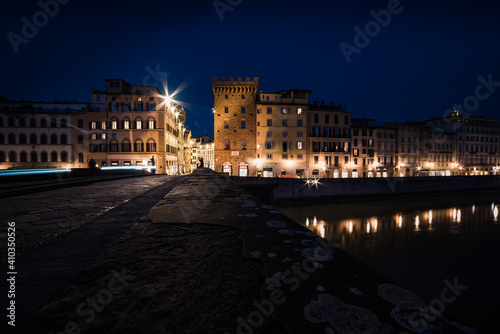 Long exposure of Florence by night © davy_and_the_world