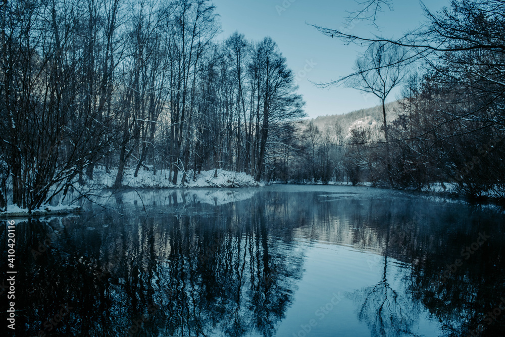 //COLD.EMBRACE //COLD.EMBRACE
