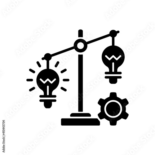 Idea prioritization black glyph icon. Creative thinking idea. Choosing the right goals. Priority optimization. Critical thinking skills. Silhouette symbol on white space. Vector isolated illustration