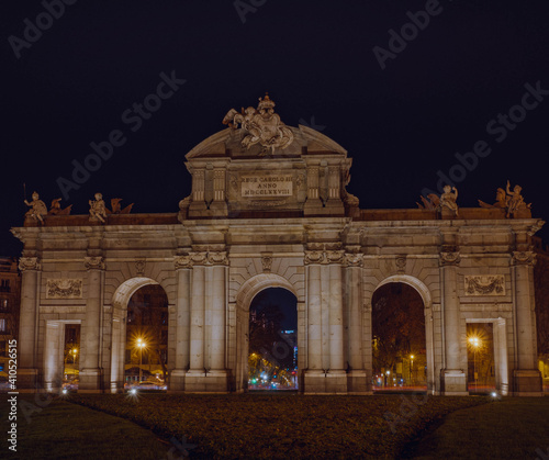 Puerta de Alcalá Madrid Noche