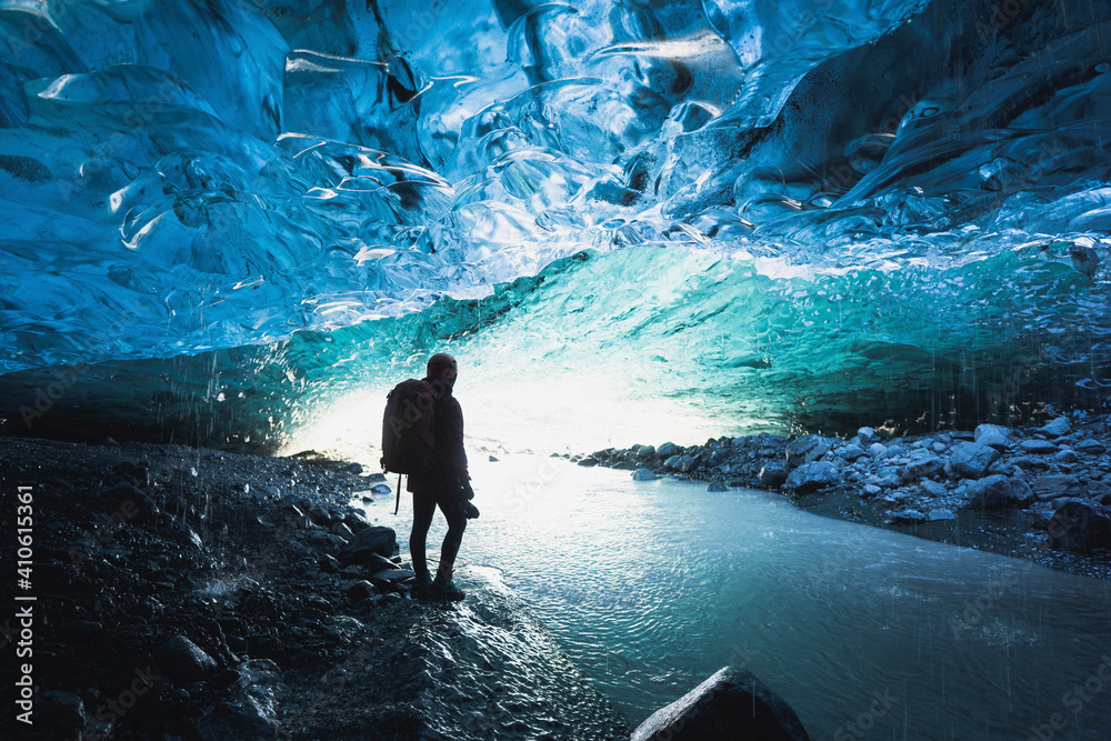 Fototapeta premium Breiðamerkurjökull ice cave
