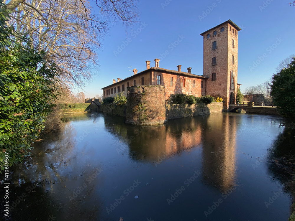 Castillo medieval de Peschiera Borromeo, Milano, Italia