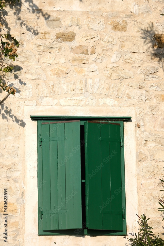 Fototapeta premium Window on a traditional Mediterranean house in Split, Croatia.