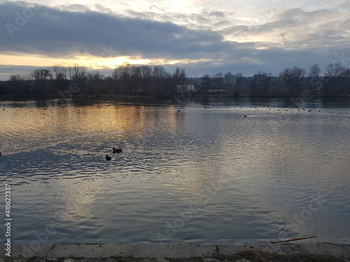 see, wasser, abendrot, landschaft, himmel, natur, fluss, cloud, sonne, sonnenaufgang, abend, abenddämmerung, blau, cloud, schön, baum, berg, wald, horizont, dawn, landschaftidyll, beach, meer