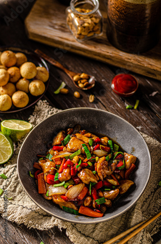 Obraz na płótnie Original kung pao chicken w salonie