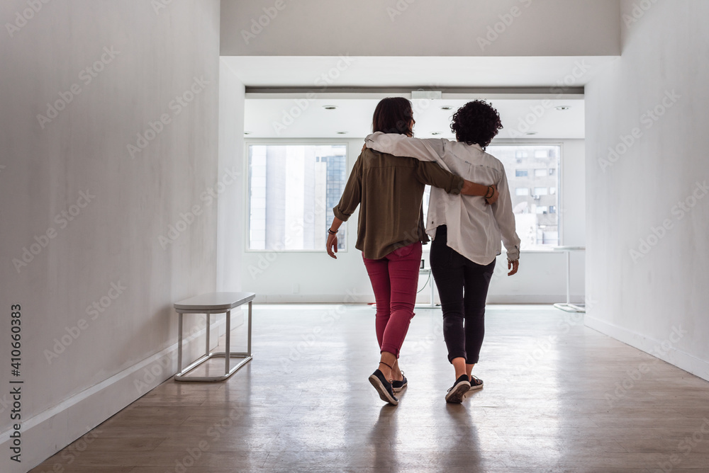 Fototapeta premium Lesbian Couple Having Romantic Moment