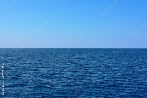 Very beautiful sea view with beautiful water, horizon and clear sky © neprolet